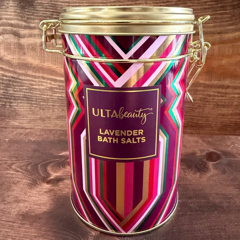 New Ulta Beauty Lavender Bath Salts 21.2 oz in Decorative Geometric Latch Tin